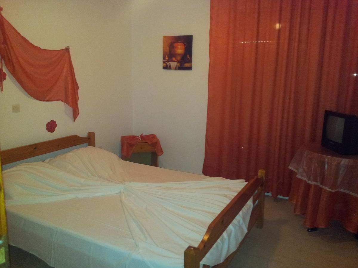 Panorama Apartments Flogita Luaran gambar