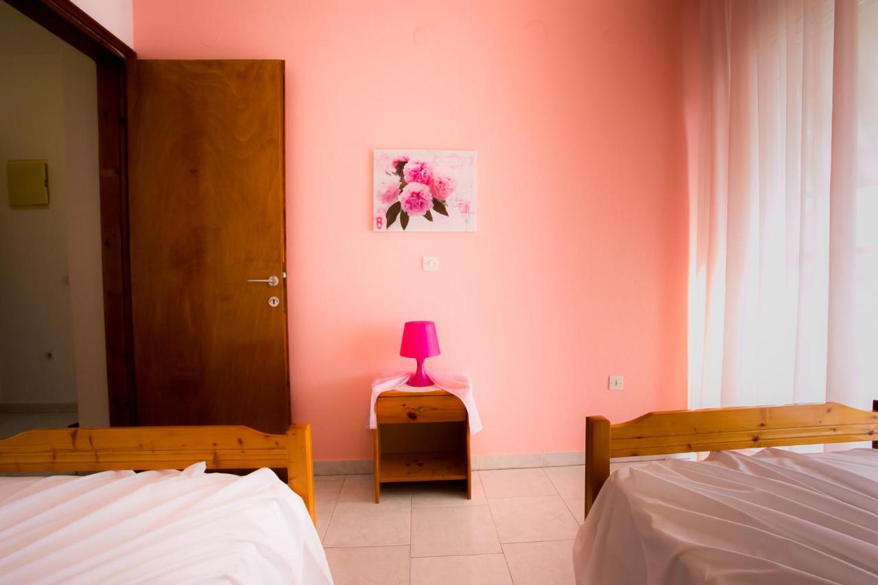 Panorama Apartments Flogita Luaran gambar